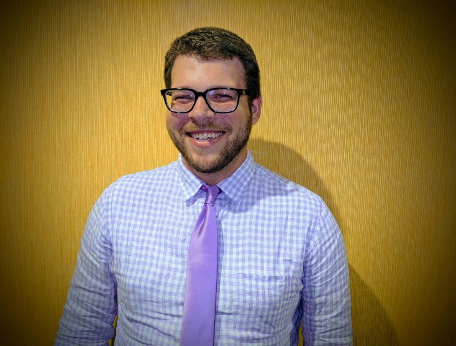 Headshot of Cory Derringer